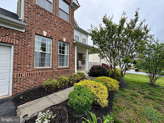 2nd image of 107 Lynnehaven Dr