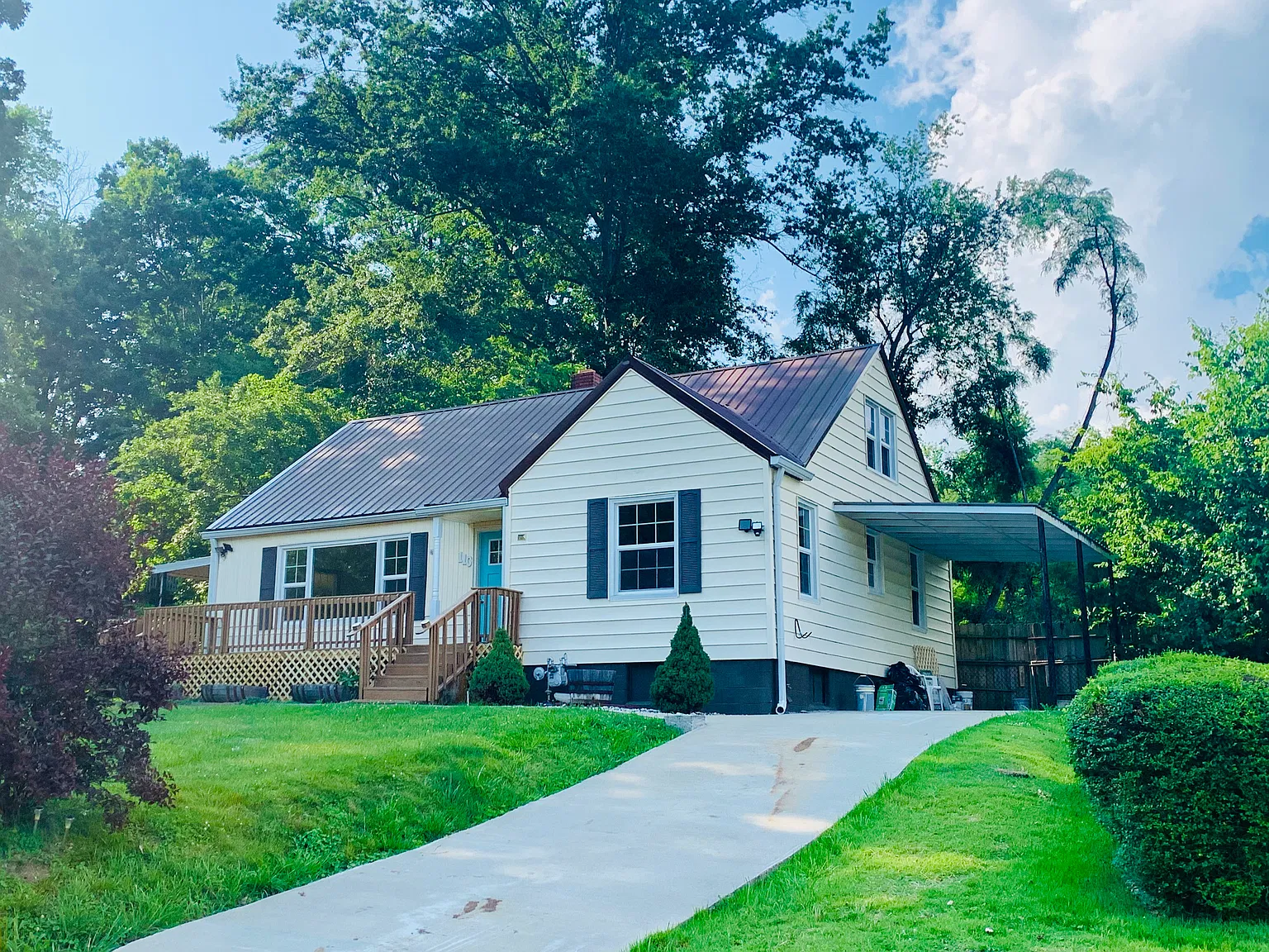 3 bed, 1263 sqft, $1,550 — Photo 1