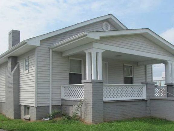2nd image of 1123 Largent St