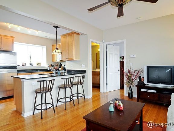 Kitchen/Living Room