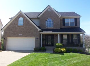 10716 Copper Ridge Dr, Louisville, KY 40241