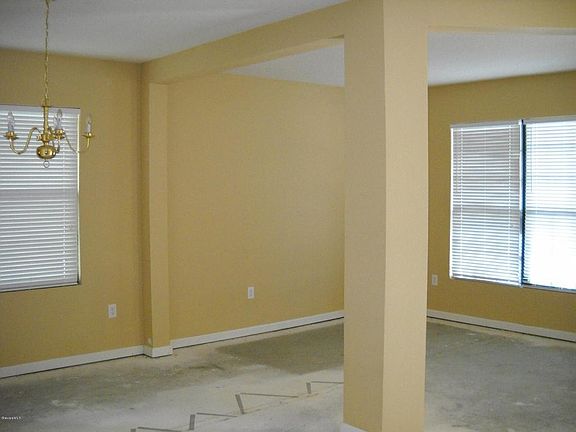 4th image of 793 Marian Ct