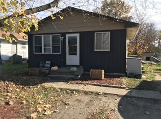 1422 Athletic Ave, Beloit, WI 53511