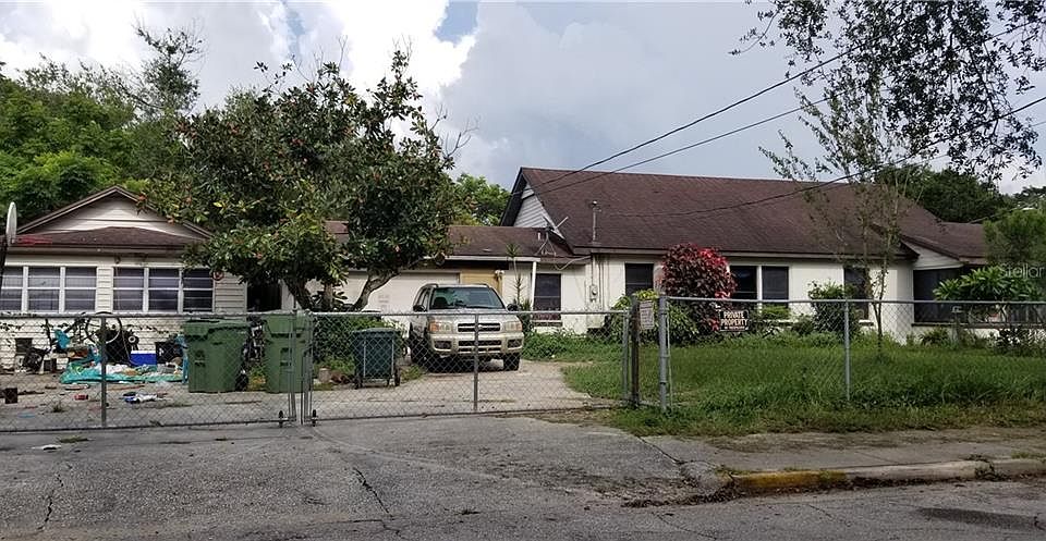 1st image of 511 Avenue E SE