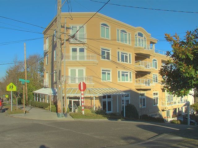 1st image of 2100 Thorndyke Ave W APT 201