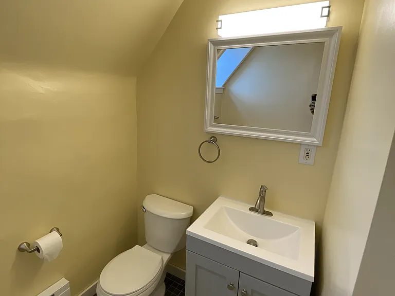 464 Teece Ave #4 — Photo 10