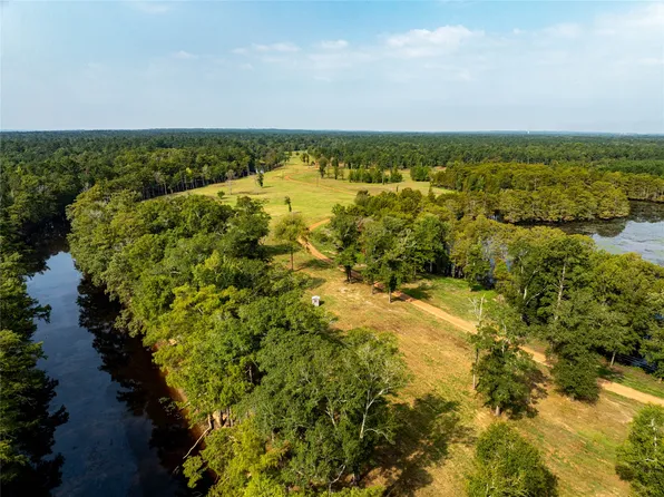 Moon Lake Rd, Jefferson, TX 75657