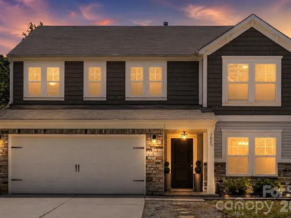 3623 Hayden Dr, Charlotte, NC 28269