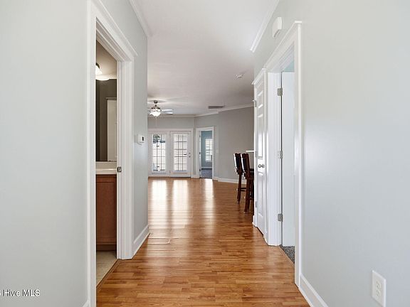 3rd image of 4105 Bluebill Drive #5