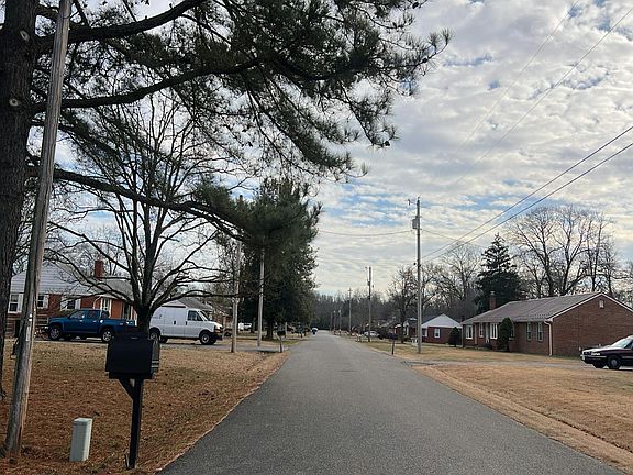 4th image of 15222 Hughesville Manor Dr