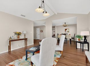 5323 Hattiesburg Ave NW, Albuquerque, NM 87120