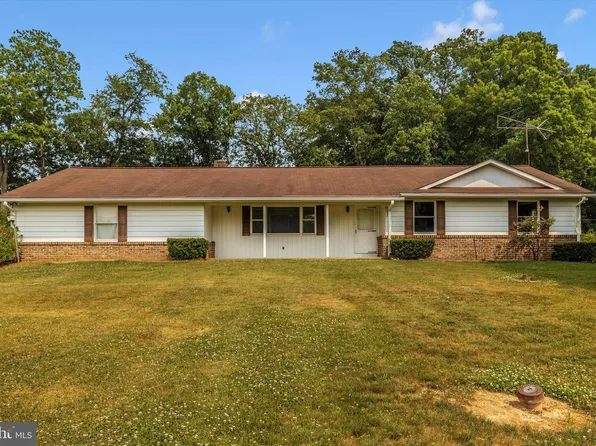 2927 Rohrbaugh Rd, Hampstead, MD 21074