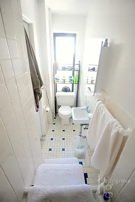 Rented by Hecht Group | media 6