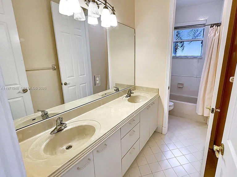5028 SW 170th Ave — Photo 53