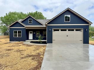 1980 Denton Ave, Cookeville, TN 38501