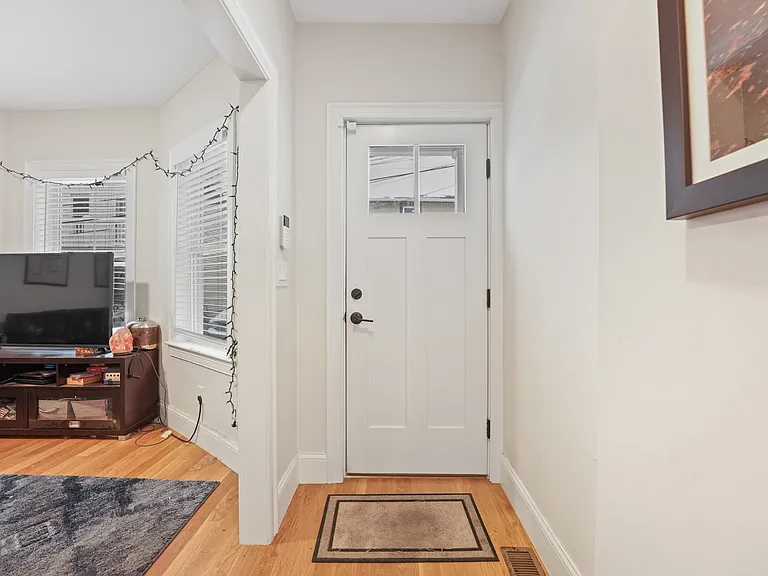 22 Henderson St #1 — Photo 5