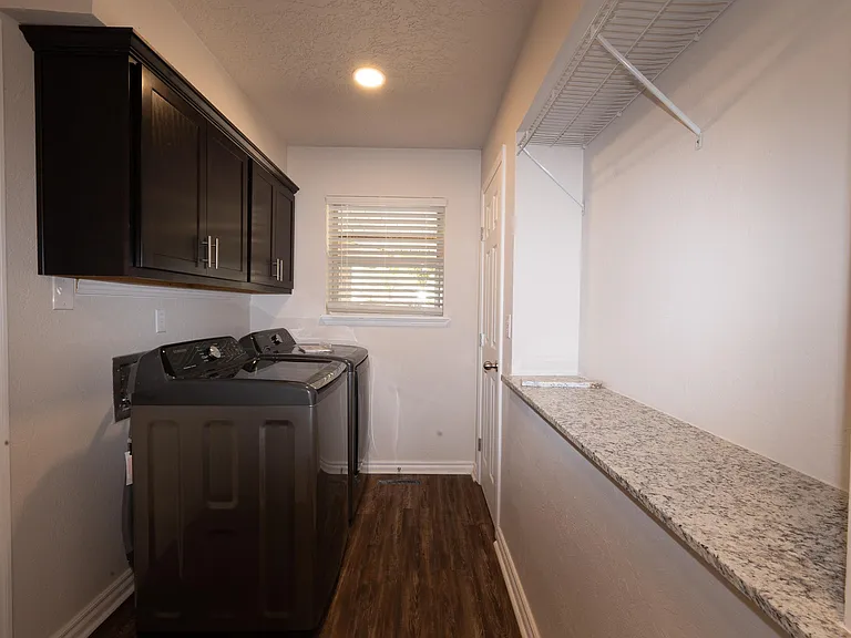 2214 Morgan Dr — Photo 21