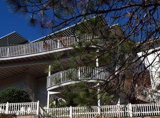 53445 N Shore Rd, Bass Lake, CA 93604