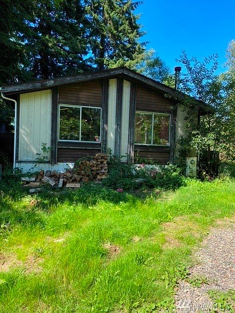 1st image of 9813 215th Ave SE