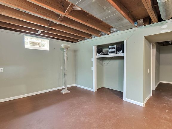 5th image of 4107 Eastlawn Ave