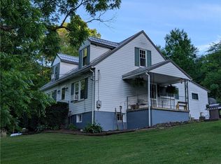 205 Woods Rd, Ligonier, PA 15658