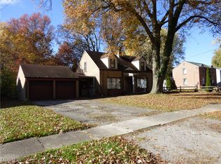3642 Cascade Dr, Youngstown, OH 44511