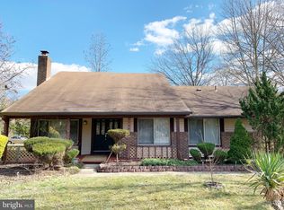 4449 Flintstone Rd, Alexandria, VA 22306