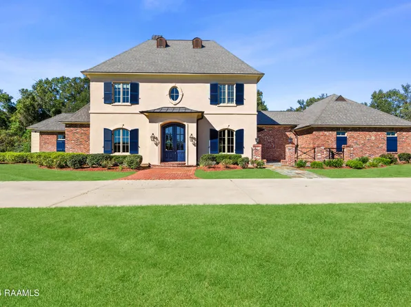 493 Nap Ln, Opelousas, LA 70570