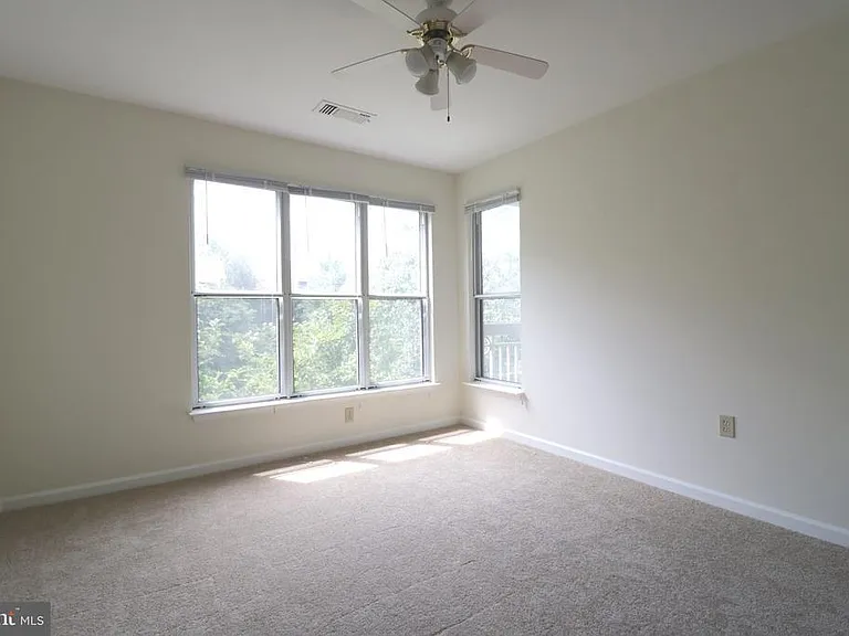12915 Alton Sq #303 — Photo 11
