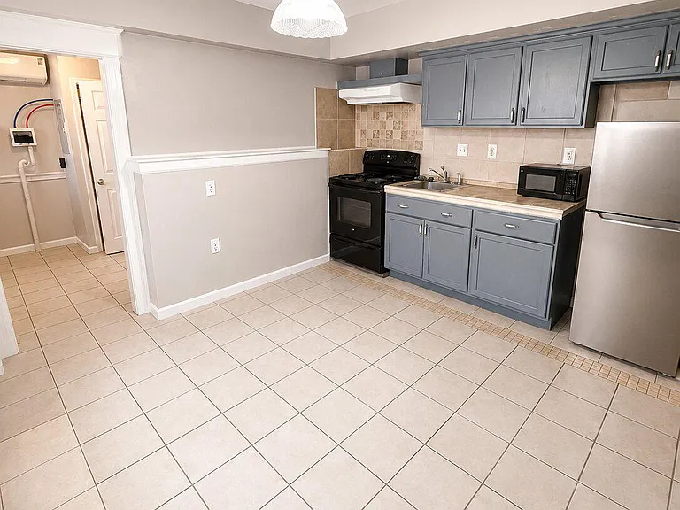 1515 Arrott St #B — Photo 3
