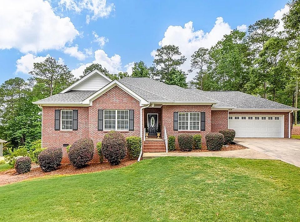 1st image of 20 Pineview Ln