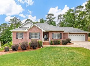 20 Pineview Ln, Dadeville, AL 36853