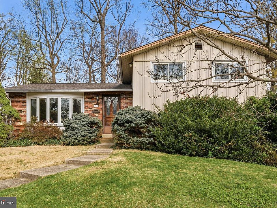 1st image of 4519 Weyburn Dr