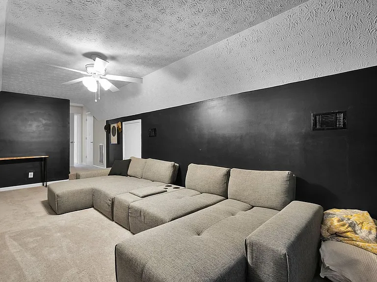 234 Bordeaux Ln — Photo 37