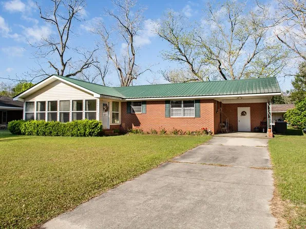 925 Bud St, Blackshear, GA 31516