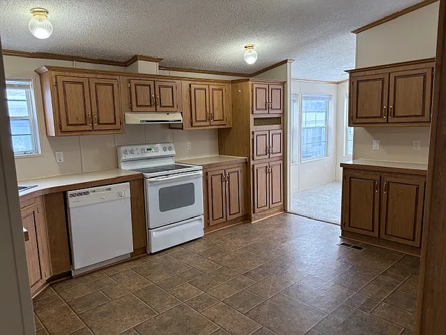 3 bed, 1680 sqft, $1,399 — Photo 3