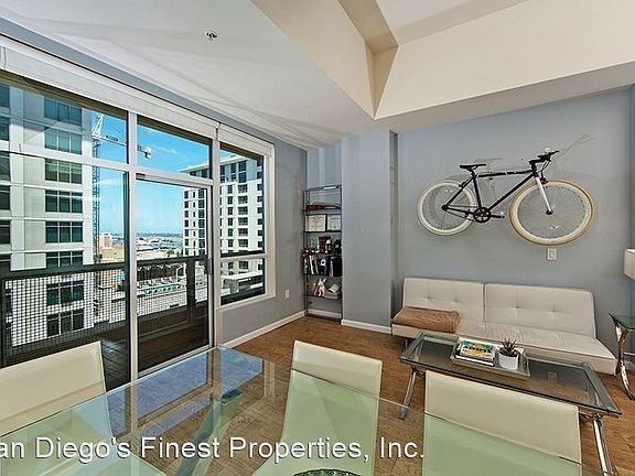 3rd image of 350 W Ash St Unit 906
