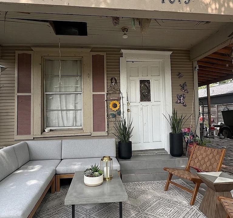 1st image of 7019 Finn St