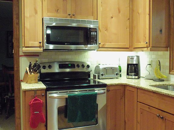 3rd image of 2215 Tulane Dr