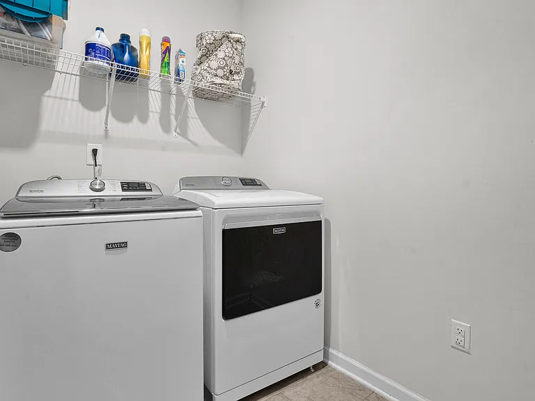 1202 Commack Dr — Photo 18