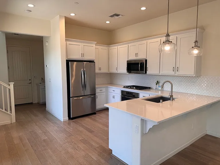 4389 Natomas Central Dr — Photo 6