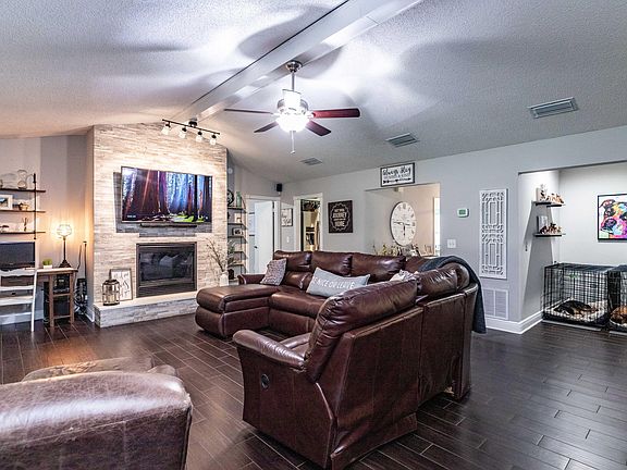 5th image of 1795 Mandarin Estates Dr