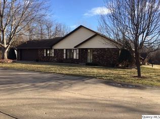4404 Cedar Ridge Dr, Quincy, IL 62305