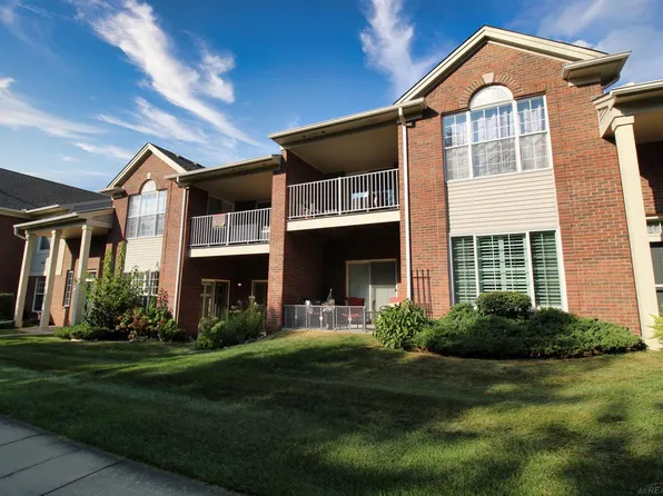 1766 Flagstone Cir, Rochester, MI 48307