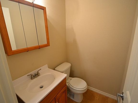 5th image of 4209 220th St E