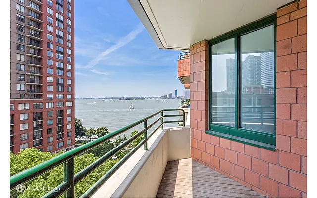 Sold by Douglas Elliman | media 19