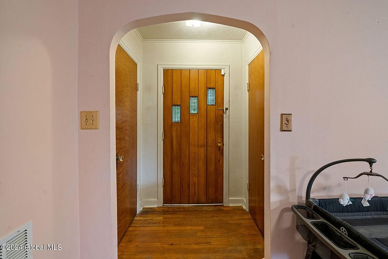 3rd image of 171 Menand Road