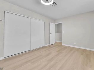 5205 Golden Ln APT C, Las Vegas, NV 89119