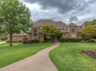 7140 Oak Fairway, Tulsa, OK 74131