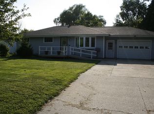 1041 N 5th Ave, Sturgeon Bay, WI 54235